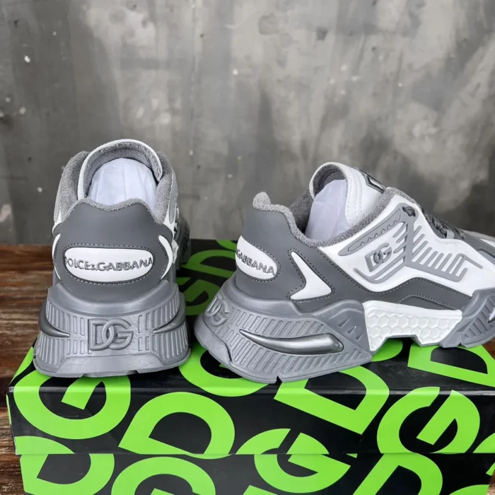 Dolce & Gabbana Sneakers In Grey