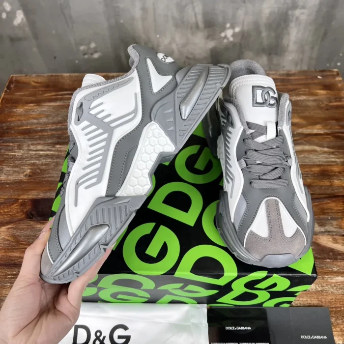 Dolce & Gabbana Sneakers In Grey