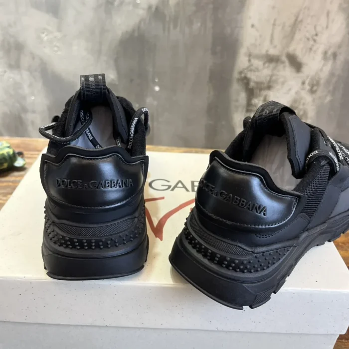 Dolce & Gabbana Space Chunky Low-top Sneakers Black