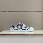 Burberry Logo Print Gingham Sneakers In Black