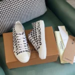 Burberry Logo Print Gingham Sneakers In Black