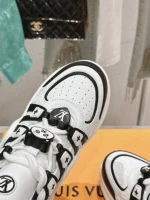 Louis Vuitton LV Archlight Black/White Sneaker