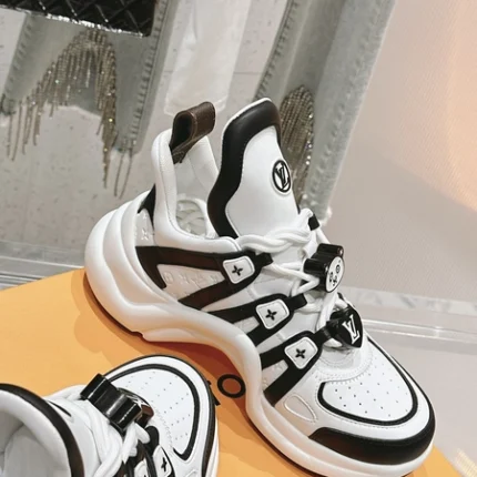Louis Vuitton LV Archlight Black/White Sneaker