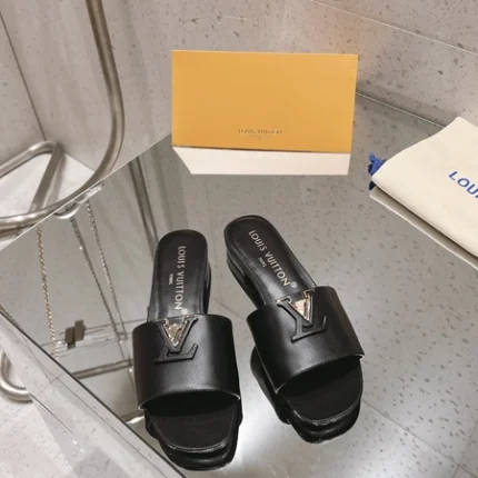 Louis Vuitton LV Capri Flat Mule Black