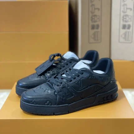 Louis Vuitton Trainer Black Sneaker