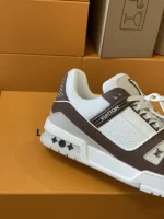 Louis Vuitton Trainer Cappuccino Sneaker