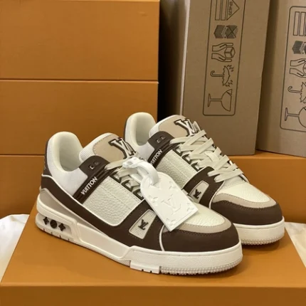 Louis Vuitton Trainer Cappuccino Sneaker