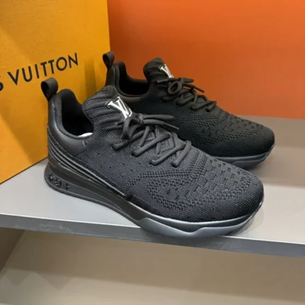 Louis Vuitton V.N.R Black Sneaker Rmwsnlvtm64
